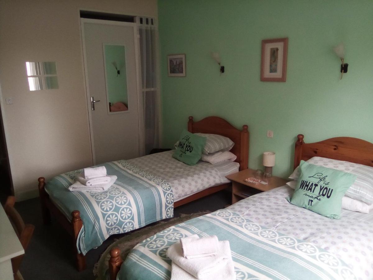 Lenard Charles Bed & Breakfast Juvigny-Val-d'Andaine Exterior foto