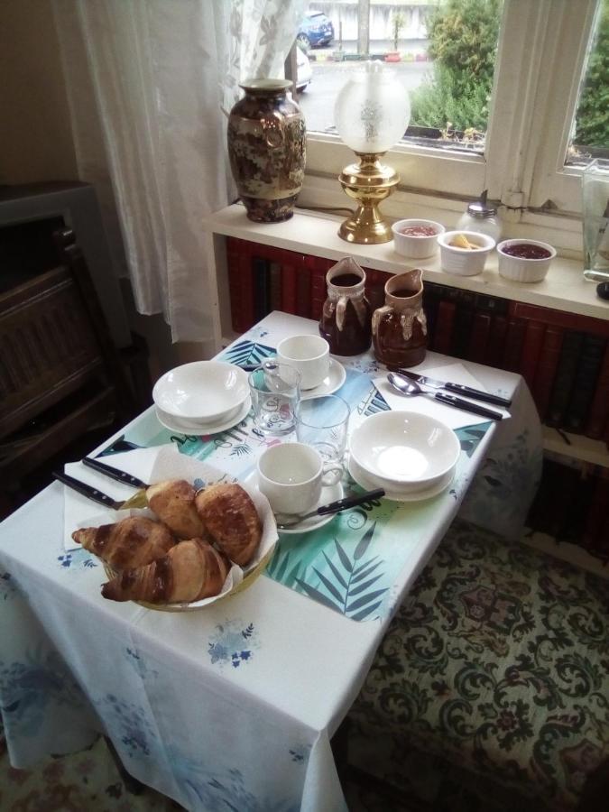 Lenard Charles Bed & Breakfast Juvigny-Val-d'Andaine Exterior foto